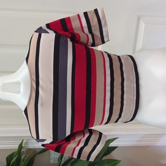 Danskin Women's Striped Performance Crop Top Size Large - Picture 2 of 3